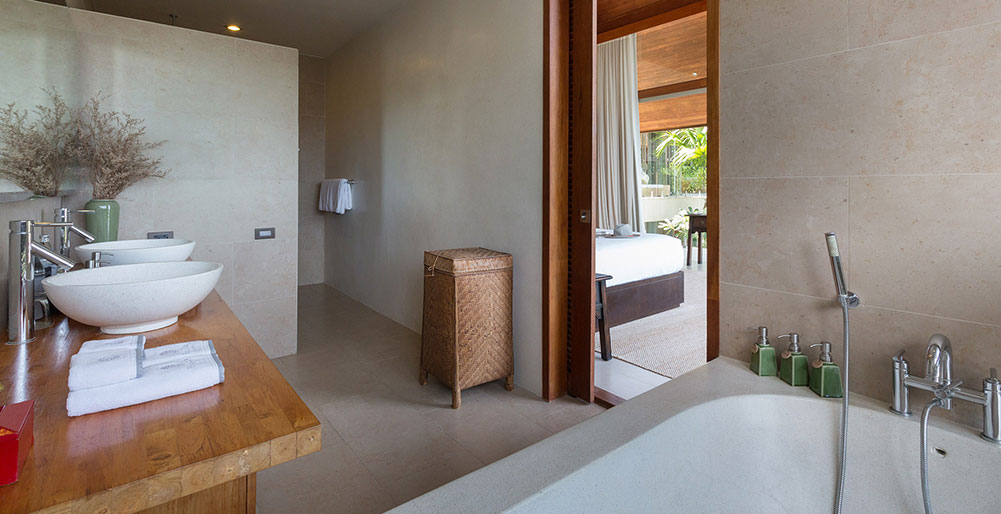 Avasara Residence at Panacea Retreat - Bedroom one ensuite bathroom design